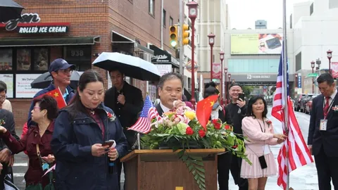 荷兰队主教练德波尔遭官方解雇